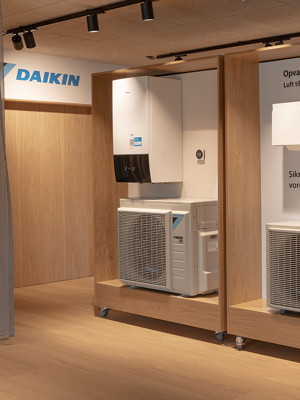Bild som föreställer ett showroom med Daikins produkter